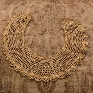 Vintage Brown Crocheted Detachable Collar c 1940s